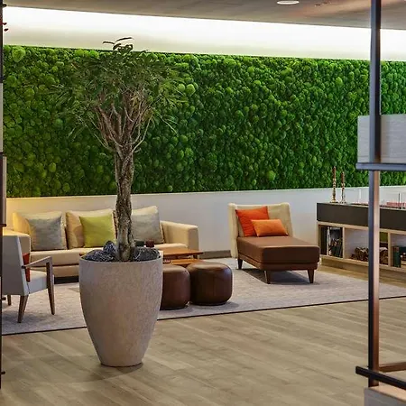 Intercityhotel Frankfurt Hbf