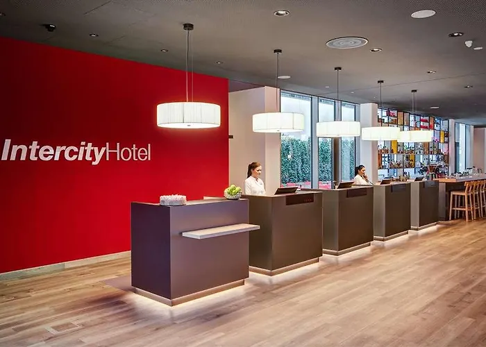 Intercityhotel Frankfurt Hbf 4*