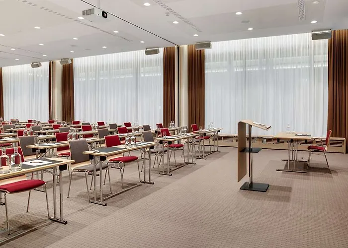 Intercityhotel Frankfurt Hbf Hotel 4*